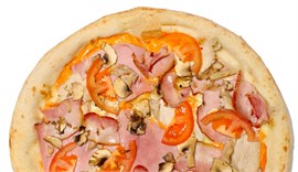 {{photo.Alt || photo.Description || 'Пицца "Американа" 32см'}}