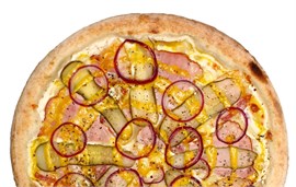 {{photo.Alt || photo.Description || 'Пицца "Деревенская" 40см'}}