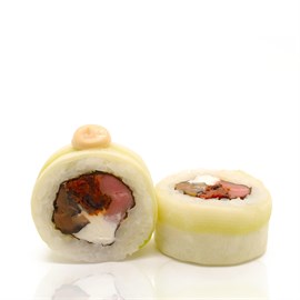 {{photo.Alt || photo.Description || 'Ролл с "Говядиной и хрустящим цукини"'}}