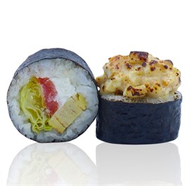 {{photo.Alt || photo.Description || 'Ролл запеченный "Шиори"'}}